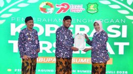 Bupati saat menghadiri tasyakuran Hari Koperasi Nasional (Harkopnas) ke-79 Tahun 2026 di Pendopo Agung Keraton Sumenep, Kamis (16/7/2026).