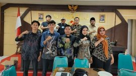 Enam mahasiswa Program Studi Manajemen, Fakultas Ekonomi dan Bisnis Universitas Bahaudin Mudhary (UNIBA) Madura resmi menjalani program magang di Badan Pengawas Pemilihan Umum (Bawaslu) Kabupaten Sumenep, Rabu (22/7/2026).