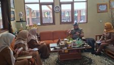 Diskominfo Purwakarta Dampingi SDN Ciwangi Kelola Pengaduan melalui SP4N-LAPO