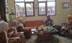 Tingkatkan Kualitas Layanan Publik, Diskominfo Purwakarta Dampingi SDN Ciwangi Kelola Pengaduan melalui SP4N-LAPOR!