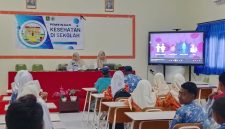 Sebanyak 49 Kader Kesehatan Remaja SMKN 1 Kalianget mengikuti kegiatan pembinaan kesehatan yang digelar di lingkungan sekolah, Rabu (29/7/2026).