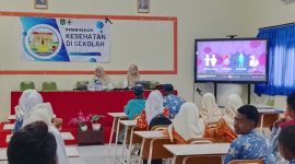 Sebanyak 49 Kader Kesehatan Remaja SMKN 1 Kalianget mengikuti kegiatan pembinaan kesehatan yang digelar di lingkungan sekolah, Rabu (29/7/2026).