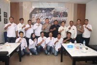 Foto bersama Kapolresta Sumenep, Kombes Pol. Ariek Indra Sentanu, S.H., S.I.K., M.H., bersama Pengurus Daerah (PD) Media Independen Online (MIO) Indonesia Kabupaten Sumenep.