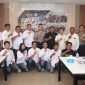 Foto bersama Kapolresta Sumenep, Kombes Pol. Ariek Indra Sentanu, S.H., S.I.K., M.H., bersama Pengurus Daerah (PD) Media Independen Online (MIO) Indonesia Kabupaten Sumenep.