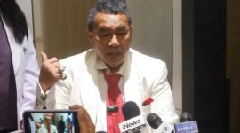 Hotman saat memberikan keterangan kepada awak media di Rumah Sakit Medistra, Jakarta, Kamis (23/7/2026).
