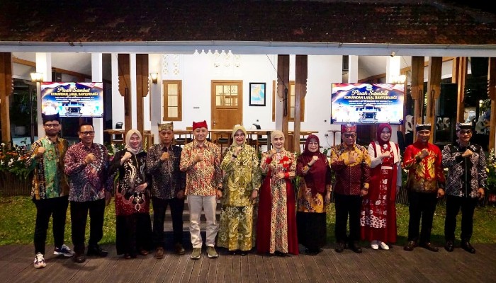 Serah terima dan pisah sambut kedua perwira TNI AL tersebut digelar di Pendopo Sabha Swagata Blambangan, Selasa (21/7/2026) malam.