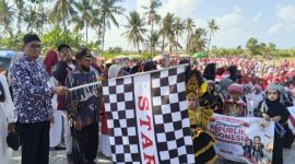 Pawai yang dilepas Camat Pragaan, Indra Hernawan, tersebut diikuti sekitar 60 rombongan yang terdiri dari peserta PAUD, TK/RA serta siswa SD kelas 1 hingga 3 se-Kecamatan Pragaan.