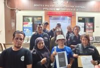 Sekwil (Sekretaris Korwil) Kabupaten Bekasi Forum Wartawan Jaya (FWJ) Indonesia Ida Mulyani resmi melaporkan mantan Ketua Korwil Kabupaten Bekasi Periode 2022 - 2025 ke Polisi. 