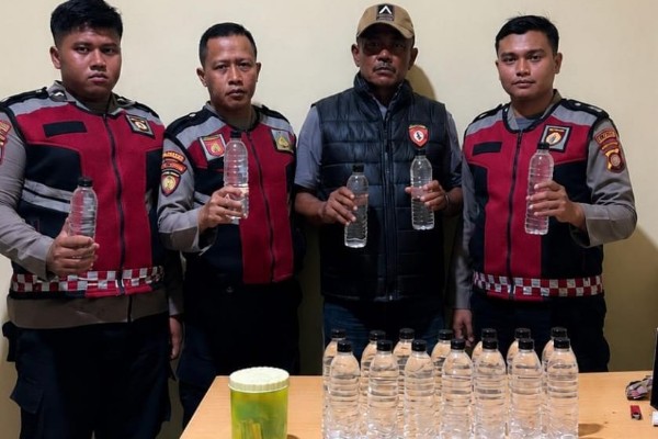 Barang bukti yang berhasil diamankan oleh polisi.