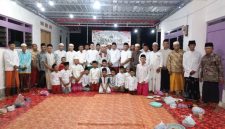 Suasana penuh kebersamaan hadir dalam acara Senandung Cinta Nabi dan HUT ke-81 Republik Indonesia, yang menjadi puncak rangkaian peringatan Maulid Nabi Muhammad SAW sekaligus HUT ke-81 Kemerdekaan RI. Kegiatan tersebut diprakarsai oleh Pemuda Pocang Temor (PPT).