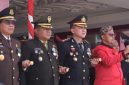 Kombes Pol Ariek Indra Sentanu (Tengah) saat mengikuti upacara peringatan Hari Ulang Tahun (HUT) ke-81 Kemerdekaan Republik Indonesia di halaman Kantor Pemerintah Kabupaten Sumenep, Senin (17/8/2026).