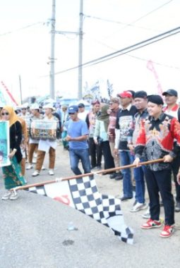 Karnaval Kemerdekaan Karang Anyar Sumenep Meledak! Ribuan Warga Padati Jalan, Budaya Lokal Jadi Magnet