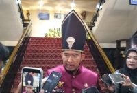 Bupati Fauzi seusai mengikuti upacara peringatan Hari Ulang Tahun (HUT) ke-81 Kemerdekaan Republik Indonesia di halaman Kantor Pemerintah Kabupaten Sumenep, Senin (17/8/2026).