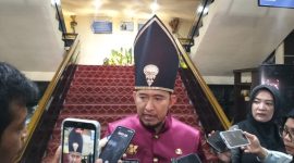 Bupati Fauzi seusai mengikuti upacara peringatan Hari Ulang Tahun (HUT) ke-81 Kemerdekaan Republik Indonesia di halaman Kantor Pemerintah Kabupaten Sumenep, Senin (17/8/2026).