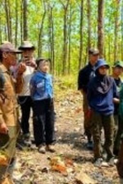 Perhutani Balapulang Beri Pembekalan Pengelolaan Hutan kepada Mahasiswa Unwim