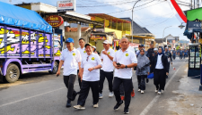 Wabup Sumenep bersama Dirut BPRS Bhakti Sumekar dan jajaran direksi di kegiatan JJS.