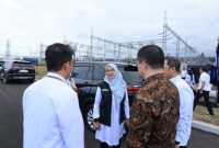 Bupati Banyuwangi Ipuk Fiestiandani yang turut mengikuti peluncuran mengatakan Pemkab Banyuwangi siap mendukung kelancaran pembangunan PLTS.