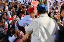 Sambutan hangat masyarakat Gumi Mekepung untuk Presiden Prabowo dalam kunjungannya di Kabupaten Jembrana, Provinsi Bali, pada Selasa, 25 Agustus 2026 Foto: BPMI Setpres/Laily Rachev