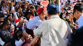 Sambutan hangat masyarakat Gumi Mekepung untuk Presiden Prabowo dalam kunjungannya di Kabupaten Jembrana, Provinsi Bali, pada Selasa, 25 Agustus 2026 Foto: BPMI Setpres/Laily Rachev