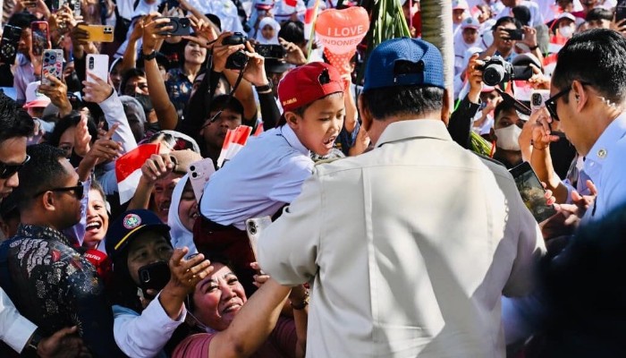 Sambutan hangat masyarakat Gumi Mekepung untuk Presiden Prabowo dalam kunjungannya di Kabupaten Jembrana, Provinsi Bali, pada Selasa, 25 Agustus 2026 Foto: BPMI Setpres/Laily Rachev