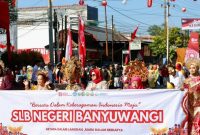 Karnaval Kebangsaan 2026 di Banyuwangi dalam rangka memperingati HUT ke-81 Kemerdekaan Republik Indonesia, Kamis (13/8/2026).