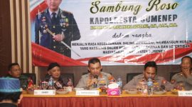 Sambung Roso bersama Forum Koordinasi Pimpinan Kecamatan (Forkopimcam), tokoh agama, tokoh masyarakat, dan 11 kepala desa se-Kecamatan Rubaru, Senin (31/8/2026) malam.