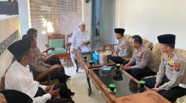 Kapolresta Sumenep bersama jajaran Pejabat Utama Polresta Sumenep bersilaturahmi dengan Pengasuh Pondok Pesantren (Ponpes) Assadad, Kecamatan Ambunten, Kabupaten Sumenep, Senin (31/8/2026).