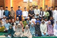 Foto usai salat dan doa bersama.