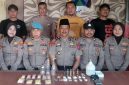 Barang bukti puluhan paket sabu dengan total berat kotor mencapai sekitar 48,58 gram.