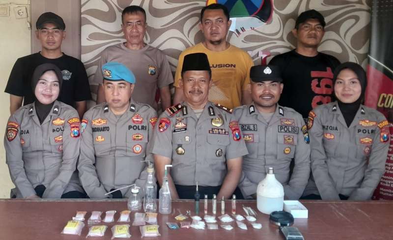 Barang bukti puluhan paket sabu dengan total berat kotor mencapai sekitar 48,58 gram.