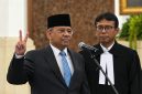Presiden Prabowo Subianto melantik Suahasil Nazara sebagai Menteri Keuangan menggantikan Purbaya Yudhi Sadewa di Istana Kepresidenan, Senin (14/9/2026).