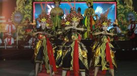 Madura Ethnic Carnival (MEC) 2026 digelar di kawasan Keraton Sumenep, Sabtu (19/9/2026) malam. Event budaya tersebut menjadi ruang promosi budaya sekaligus mendorong sektor pariwisata dan ekonomi masyarakat Sumenep.