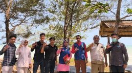 GPN Jawa Timur bersama DLH Sumenep melakukan investigasi dan mengambil sampel air limbah tambak udang di kawasan pesisir Kecamatan Ambunten, Selasa (29/9/2026).