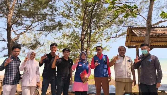 GPN Jawa Timur bersama DLH Sumenep melakukan investigasi dan mengambil sampel air limbah tambak udang di kawasan pesisir Kecamatan Ambunten, Selasa (29/9/2026).