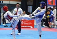 Salah satu aksi yang dilakukan oleh atlet taekwondo Kabupaten Probolinggo dalam Kejurprov Taekwondo Indonesia Piala Gubernur Jawa Timur Antar Pelajar 2026. (Foto : TI)