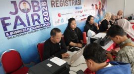 Pemkot Surabaya membuka 2.150 peluang kerja melalui Mini Job Fair Surabaya Siap Kerjo pada 16–17 September 2026, dengan 450 lowongan dalam negeri dan sekitar 1.700 peluang kerja luar negeri.