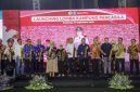 Wali Kota Surabaya Eri Cahyadi bersama jajaran Forkopimda dan perwakilan RW saat meluncurkan Lomba Kampung Pancasila 2026 di Balai Kota Surabaya.