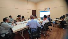 Pemkot Surabaya memperkuat edukasi dan mitigasi bencana gempa kepada masyarakat menyusul identifikasi dua patahan aktif di wilayah Surabaya dan sekitarnya.