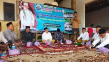 Wakil Bupati Sumenep KH Imam Hasyim menghadiri Silaturahmi dan Peringatan Maulid Nabi Muhammad SAW yang digelar Forsekdesi Sumenep sekaligus memberikan apresiasi atas kegiatan santunan anak yatim, Minggu (14/9/2026).