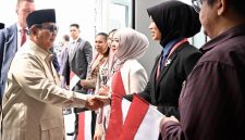Sapaan hangat dan akrab mahasiswa Indonesia menyambut kedatangan Presiden Prabowo Subianto di Vladivostok, Federasi Rusia, pada Rabu, 2 September 2026. Foto: BPMI Setpres/Rusman