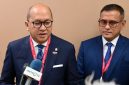 Menteri Investasi dan Hilirisasi sekaligus CEO Danantara, Rosan P. Roeslani dan Direktur Utama Pupuk Indonesia, Rahmad Pribadi, memberikan keterangan pers kepada awak media di Vladivostok, Kamis, 3 September 2026. Foto: BPMI Setpres/Muchlis Jr