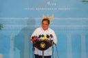 Menteri Koordinator (Menko) Bidang Perekonomian Airlangga Hartarto memberikan keterangannya kepada rekan-rekan media di Istana Merdeka, Jakarta, 7 September 2026. Foto: BPMI Setpres