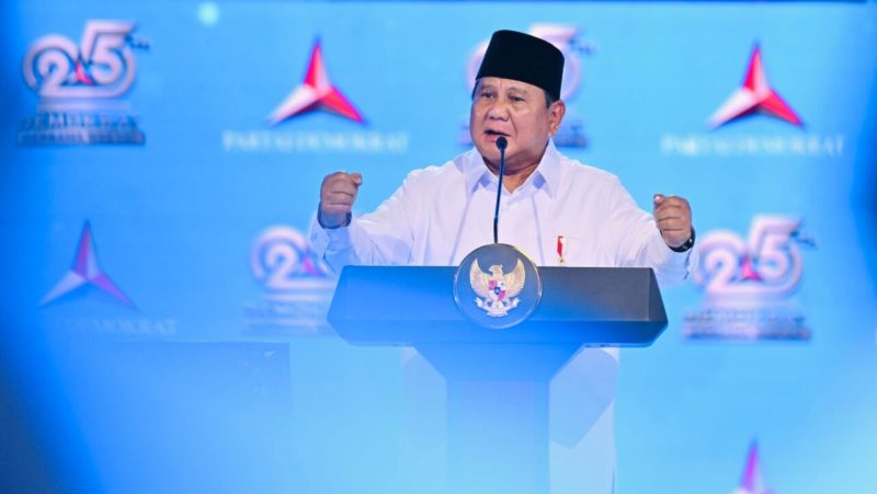Presiden Prabowo Subianto menyampaikan sambutannya pada Puncak Peringatan Hari Ulang Tahun ke-25 Partai Demokrat yang digelar di Indonesia Arena, Jakarta, pada Rabu, 9 September 2026. Foto: BPMI Setpres/Laily Rachev