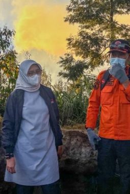 Kebakaran Kawah Ijen Meluas, Bupati Banyuwangi Usulkan Helikopter Water Bombing
