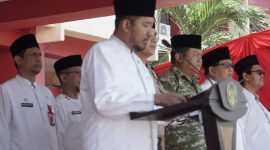 Bupati Fauzi saat Apel Hari Santri Nasional 2026 di halaman Kantor Bupati Sumenep, Kamis (22/10/2026).