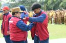 Wakil Bupati Sumenep KH. Imam Hasyim melepas kontingen Kabupaten Sumenep untuk mengikuti POPDA Jawa Timur XV 2026.