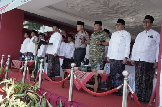 Apel Hari Santri Nasional 2026 di halaman Kantor Bupati Sumenep, Kamis (22/10/2026).