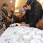 Pejabat Pemkab Banyuwangi menjalani tes urine yang digelar BNNK Banyuwangi sebagai bagian dari komitmen pencegahan dan pemberantasan penyalahgunaan serta peredaran gelap narkotika, Selasa (6/10/2026).