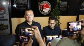 Pengungkapan kasus peredaran narkotika lintas daerah oleh Satresnarkoba Polres Pelabuhan Tanjung Perak, Surabaya.